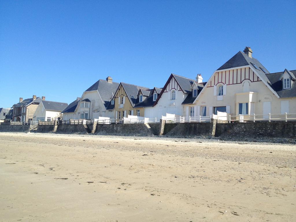 Le Landemer Urville-Nacqueville Exterior photo